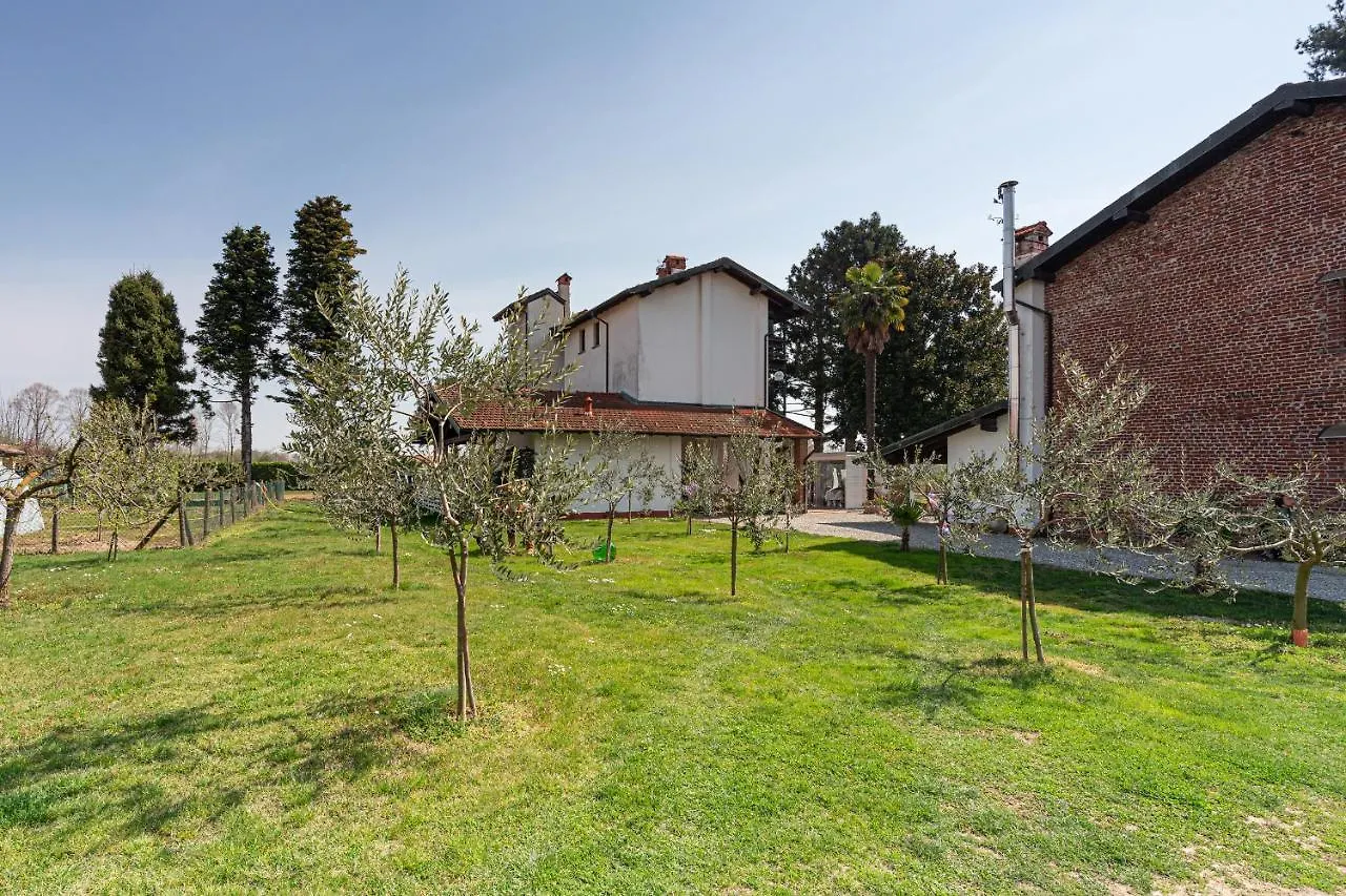 Pombia Cascina Cattabreghetta Bed & Breakfast