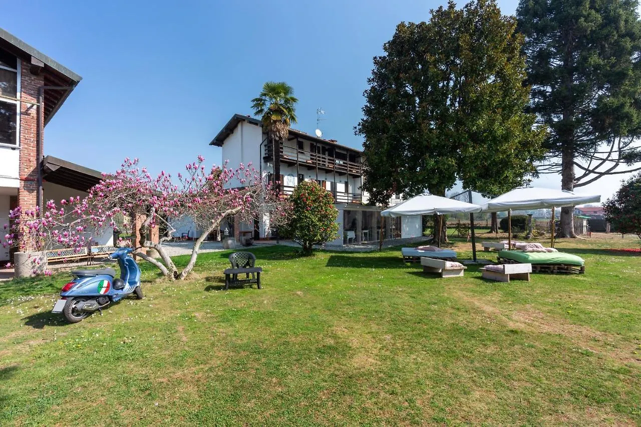 Bed and Breakfast Cascina cattabreghetta Pombia
